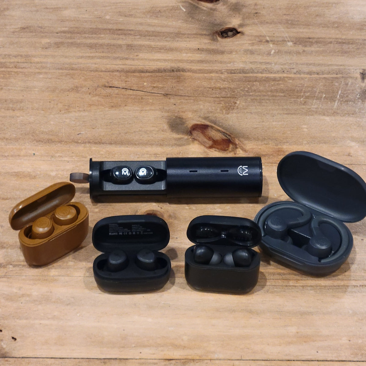 Lot of 5 Earbuds Bluetooth Wireless Jlab Pop Sport Tozo A1 T20