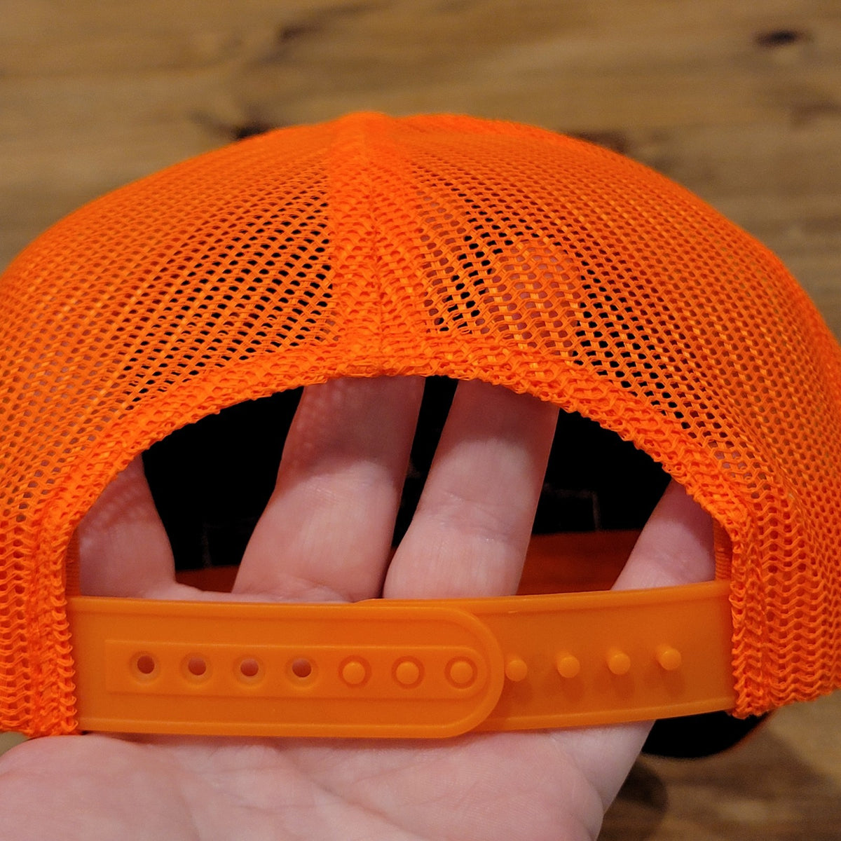 Leupold Hat Snapback Trucker Mesh Scope Hunting One Size Adjustable Blaze Orange