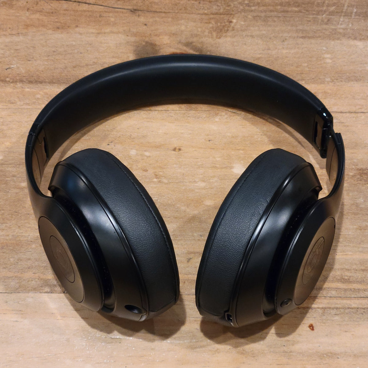 Beats Studio 3 Wireless Bluetooth Over Ear Noise Cancelling Headphone Black 1122
