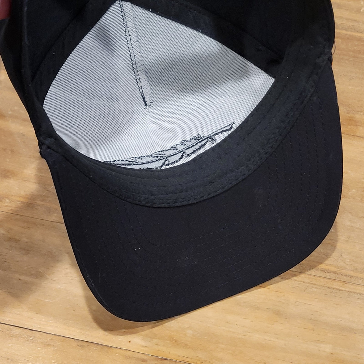 Armadillo Hat Co Snapback Hat Cap Rope Black Feather Logo One Size