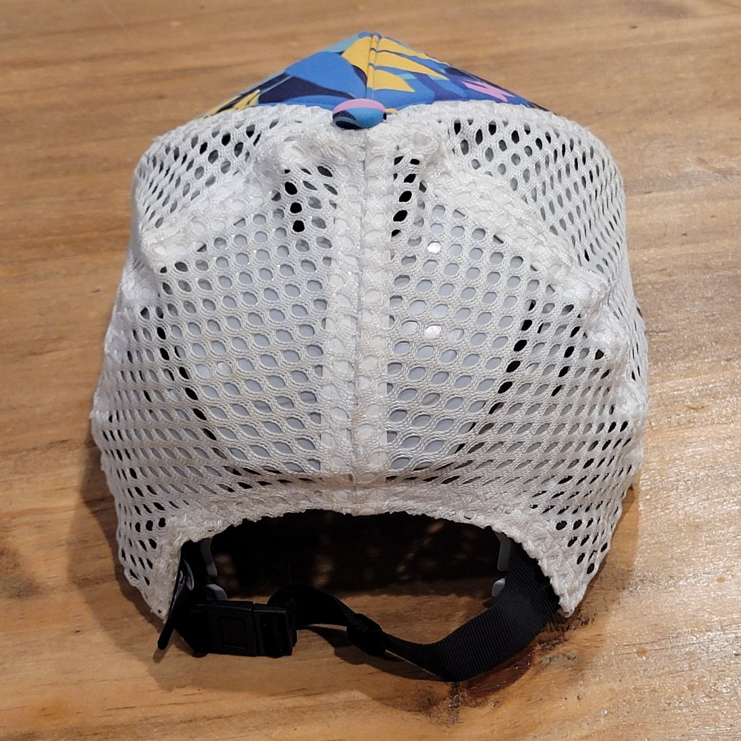 Patagonia Duckbill Trucker Hat Hawaiian Aloha Floral Mesh Run Surf Cap OSFM Blue