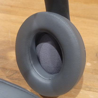Beats Studio3 Wireless Noise Cancelling Over-Ear Headphones Gray Shadow Grey