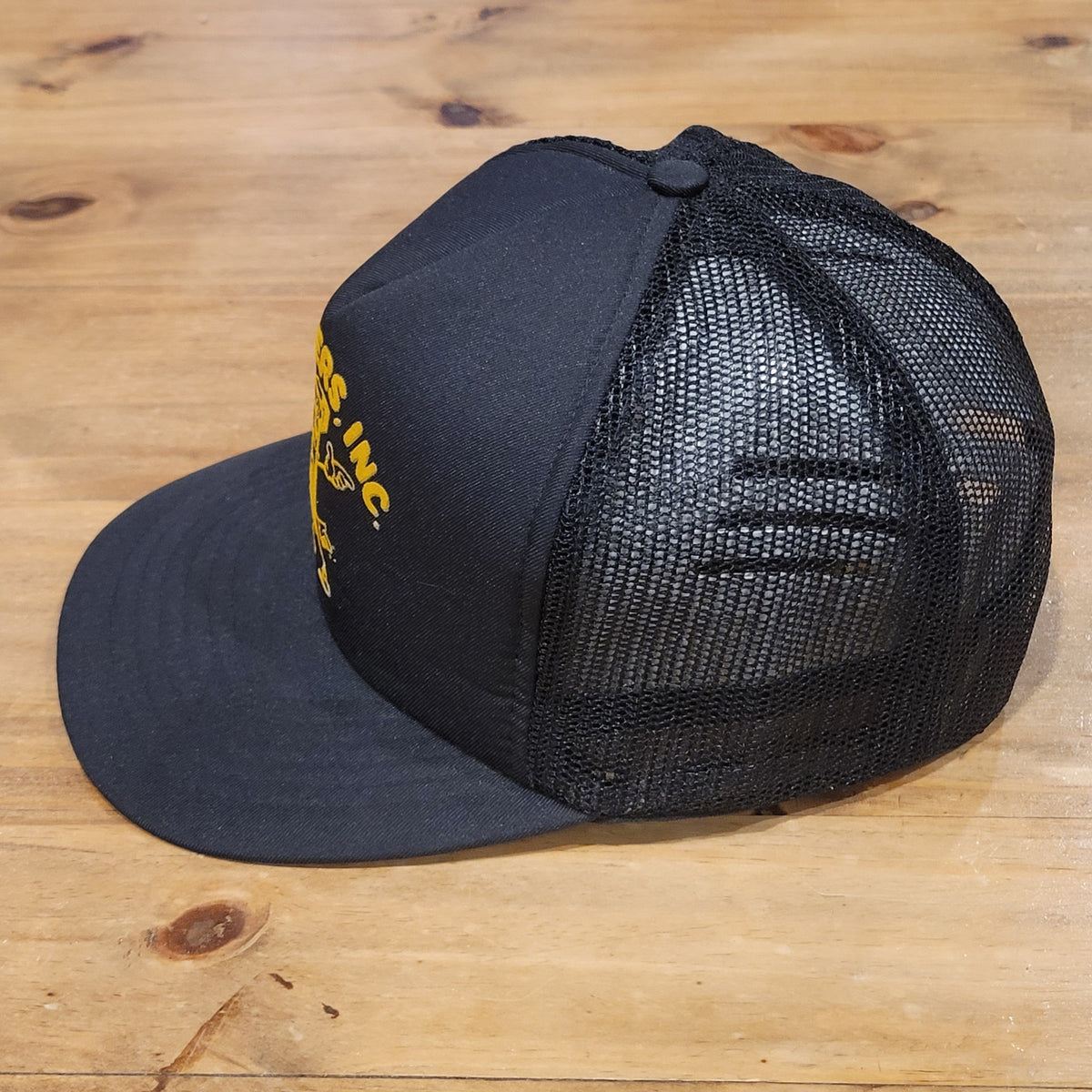 Vintage Fasteners Inc Nut & Bolt Trucker Hat Black Construction Building