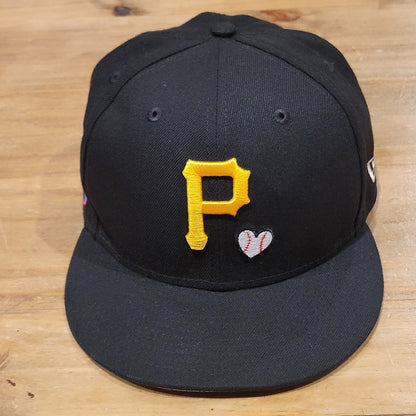 Pittsburgh Pirates Hat New Era Size 7 5/8 59Fifty Heart Baseball Love Hustle