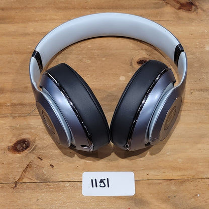 Beats by Dr Dre Studio 2.0 Wireless Over Ear Headphones Metallic Gray Titanium