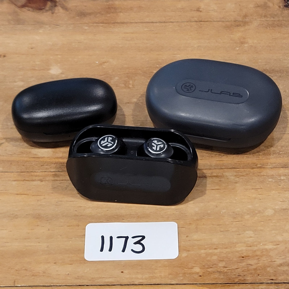Lot of 3 Bluetooth Wireless Earbuds Jlab Go Sport Jlab Go Air Onn