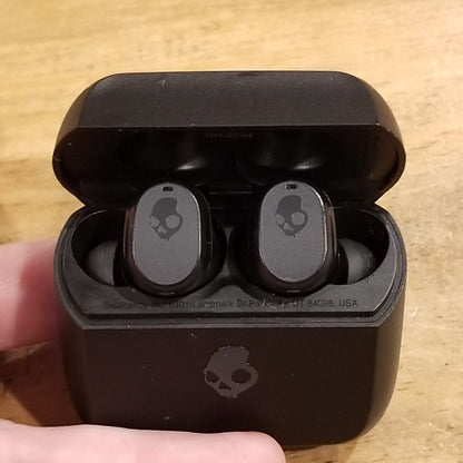 Skullcandy Mod True Wireless Earbuds Used w/ Case 1085