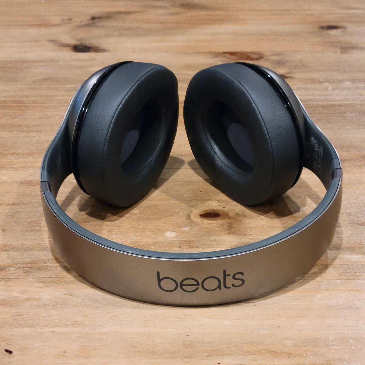 Beats by Dr Dre Studio 2 Wireless Over-Ear Headphones Titanium B0501 Grey ANC