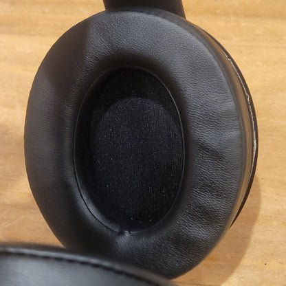 Beats by Dr. Dre Studio3 Wireless Over-Ear Noise Cancelling Headphones 1143