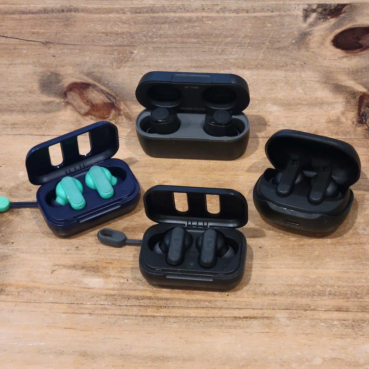 Lot of 4 Skullcandy Dime Smokin Jib Wireless Bluetooth Earbuds