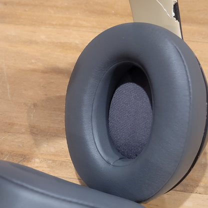 Beats Studio 3 Wireless Over Ear Headphones Shadow Gray Gold Skyline Studio3