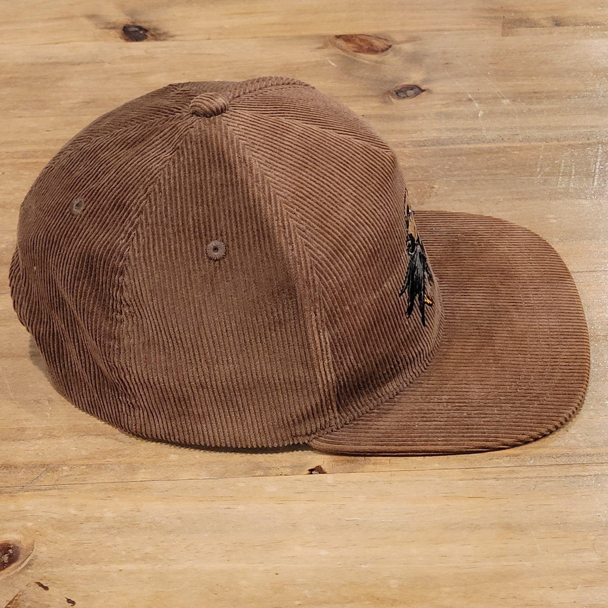 Mucker Bucket Corduroy Hat Snapback Brown Dog Hunting Duck Embroidered