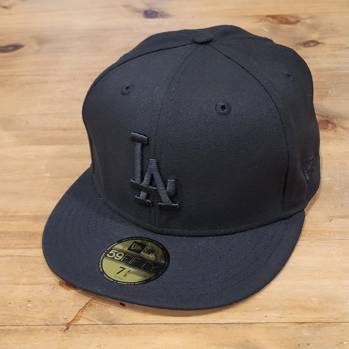 Los Angeles Dodgers Hat New Era Size 7 1/8 Fitted Black On Black Out 59Fifty MLB