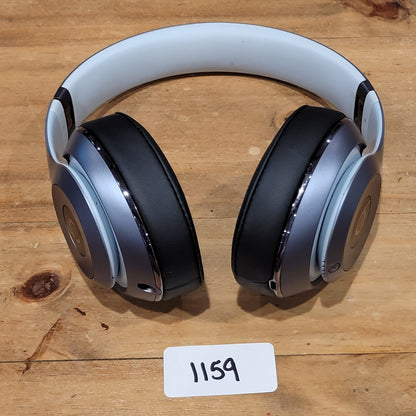Beats by Dr Dre Studio 2 Wireless Bluetooth Over Ear Headphones Silver Titanium