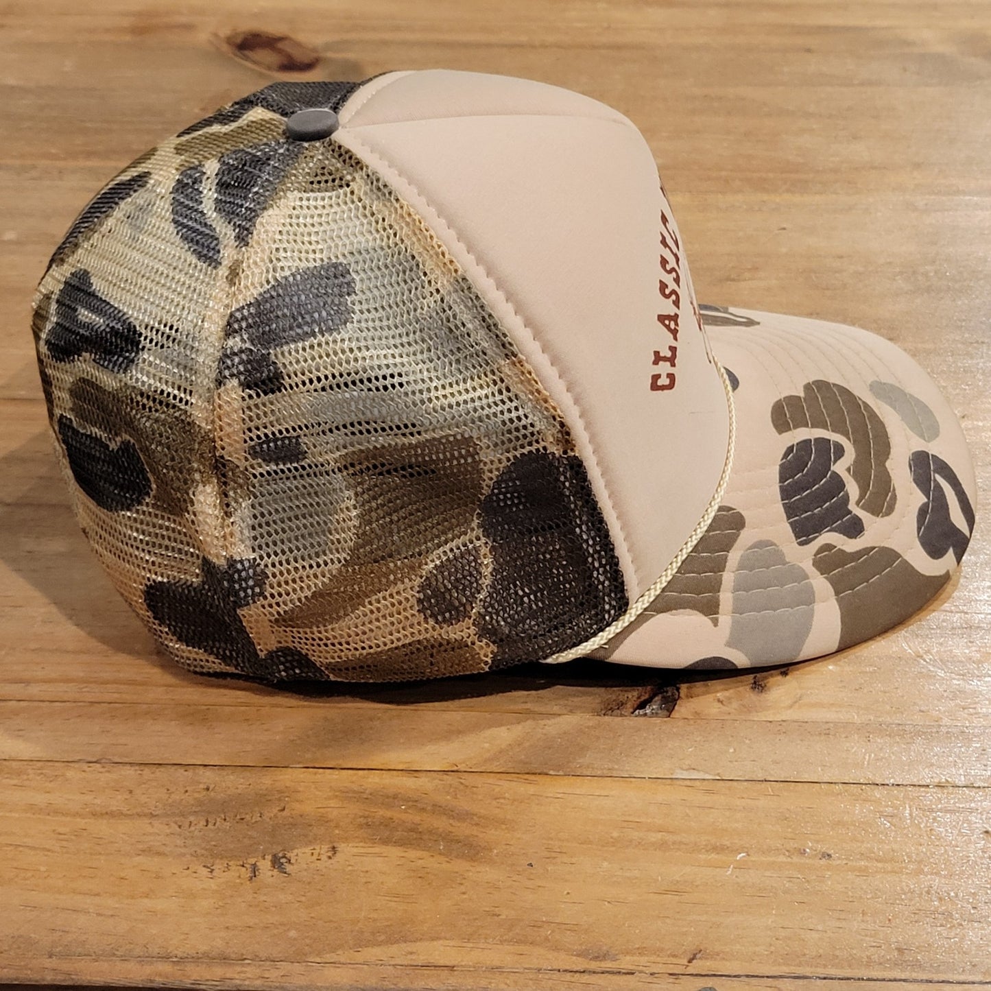 Vintage Hunting Hat Classic Whitetails Trucker Gene Wensel Camo Camouflage Foam